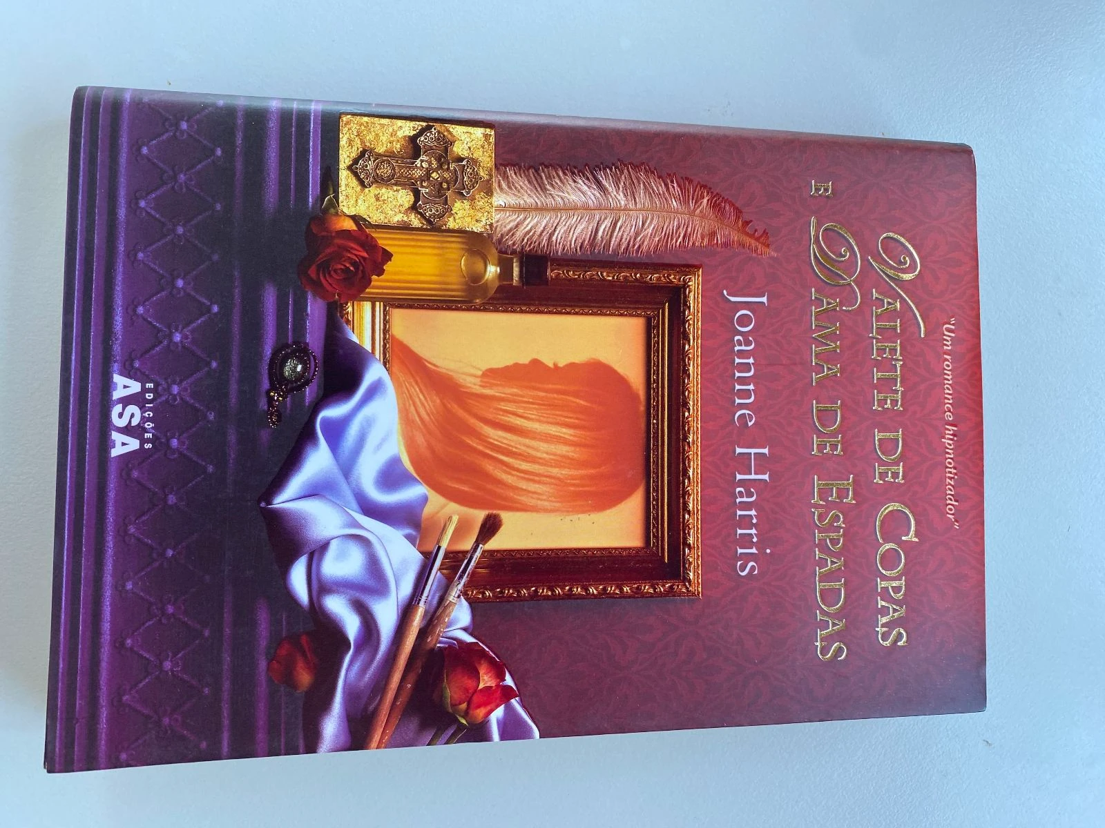 Livro - Valete de Copas e Dama de Espadas de Joanne Harris